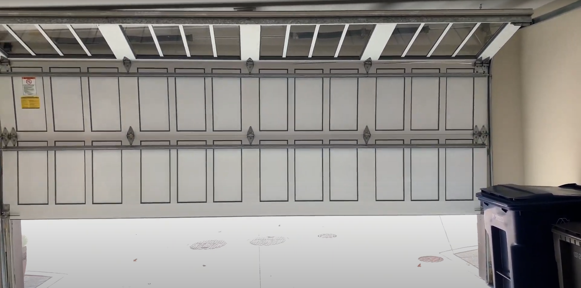 How to Choose the Best Overhead Garage Door Repair Service